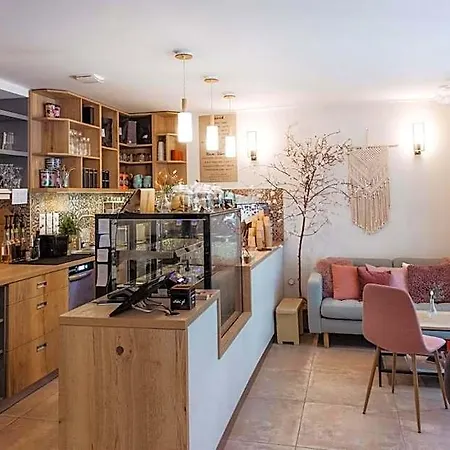 Lujza & Koriander Couette-café 4*