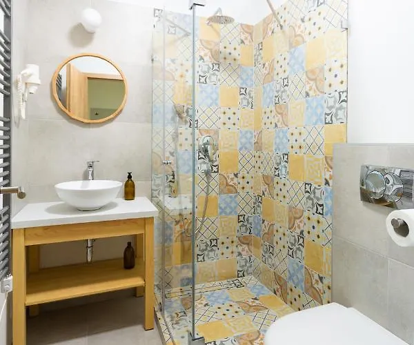 Lujza & Koriander 4* Vác